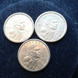 3Lot SACAGAWEA DOLLAR PIECES(2000p)